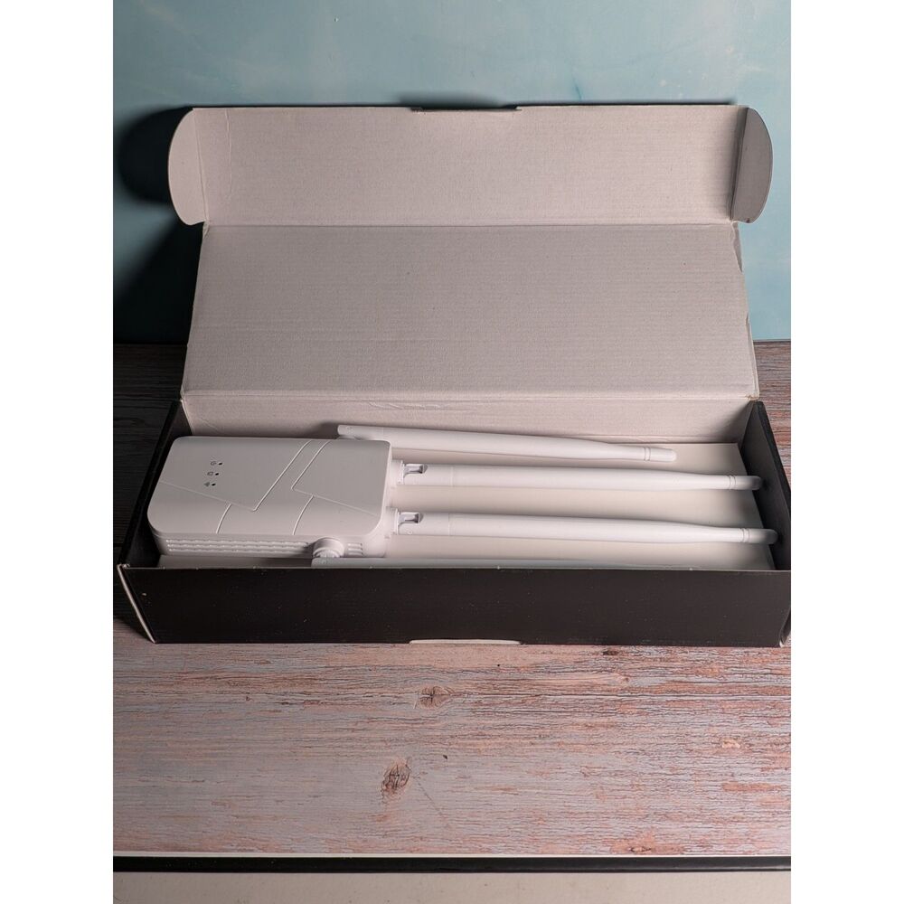 CF-WR304S 300Mbps WiFi Repeater / Range Extender - 4 Antennas (Open Box)